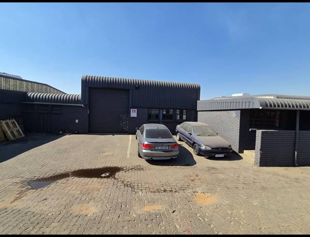 172M² WAREHOUSE TO LET IN WADEVILLE